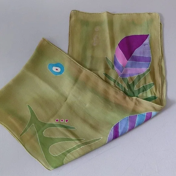 Signed Silk Oblong Scarf 100% Silk Handmade Artsy Boho Green Leaf Sheer Handmade - Picture 2 of 4